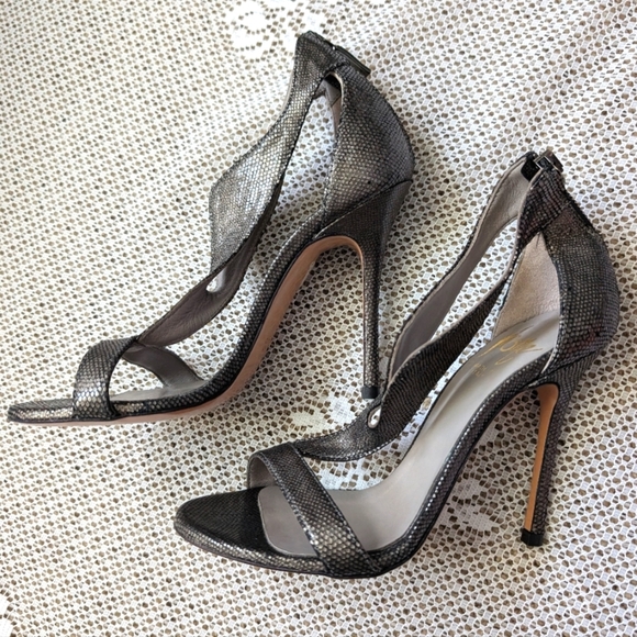 Italy Jolie Snakeskin Metallic Leather Heels - Picture 4 of 7